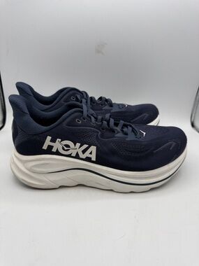 Hoka Clifton 10 men’s 9 2E wide shoe Navy and White Cushioned Running S8